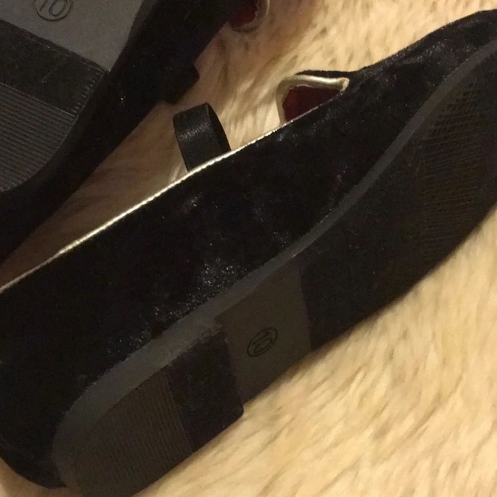 ❤️Genuine kids from OSHKOSH shoes NWT size 10❤️